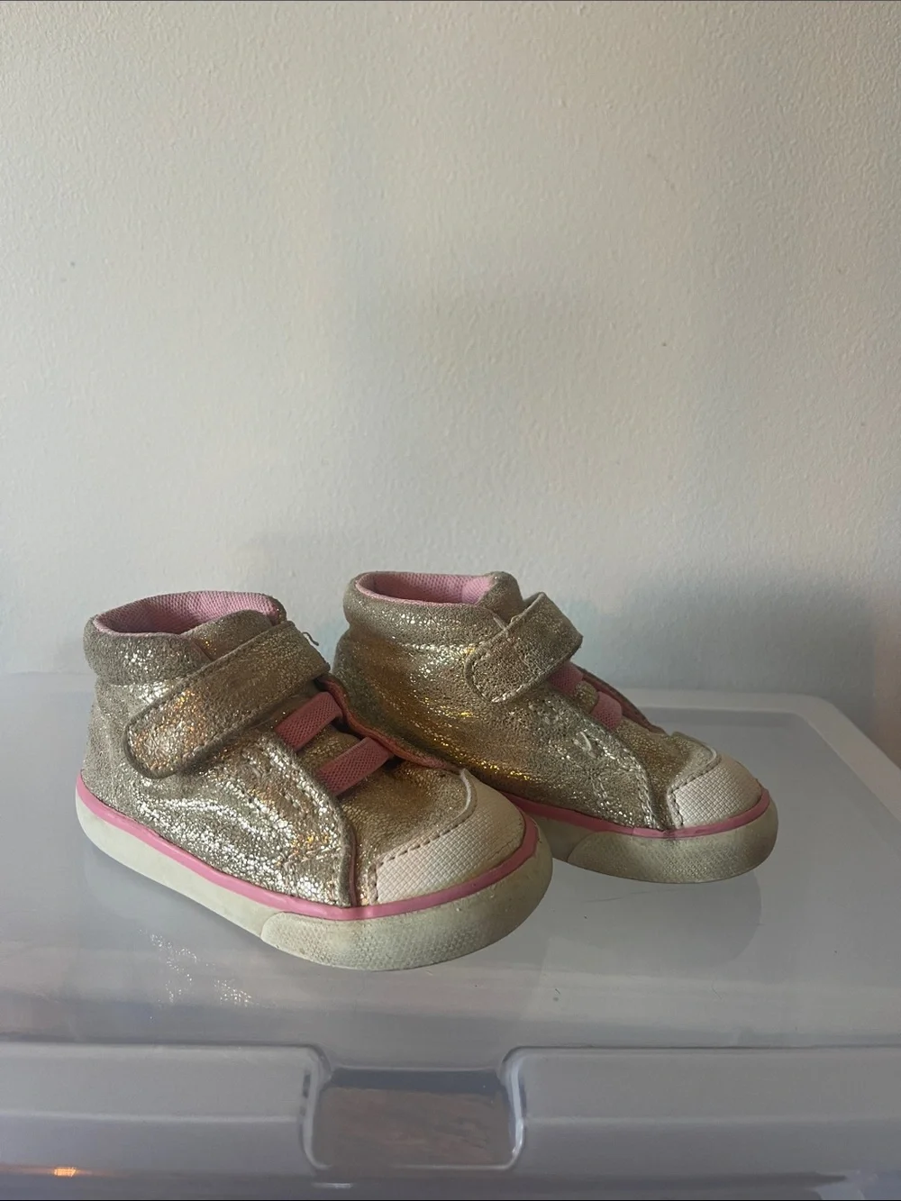 See Kai Run sparkling gold